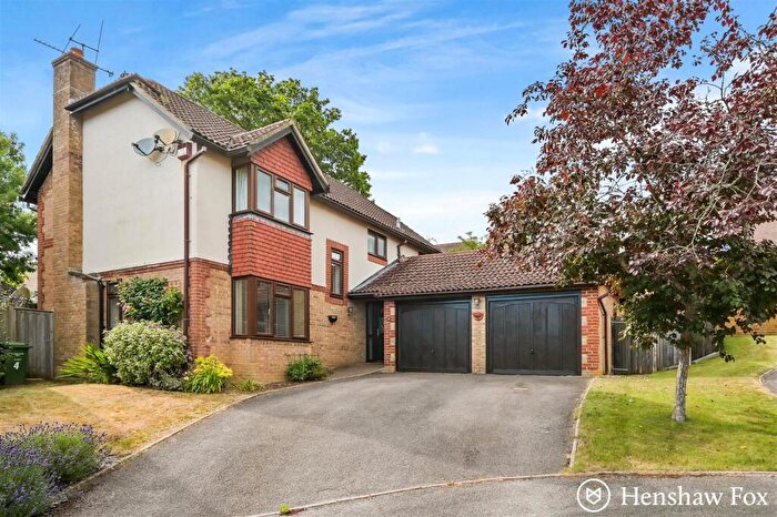 5 Bedroom Detached House For Sale In Coltsfoot Walk, Romsey, Hampshire, SO51