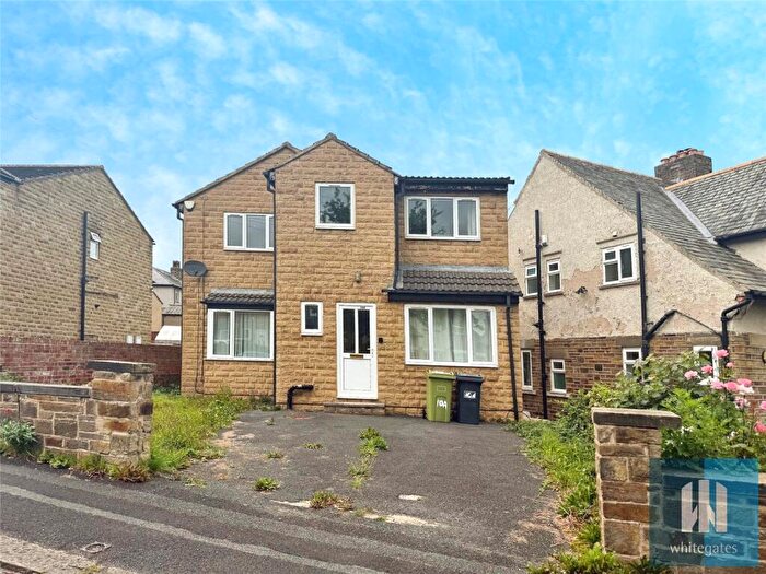 5 Bedroom Detached House To Rent In Lynton Avenue, Springwood, Huddersfield, HD1