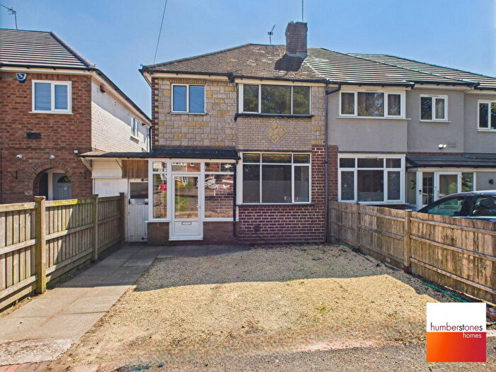 3 Bedroom Semi-Detached House To Rent In Ridgacre Road West, Quinton, Birmingham, B32