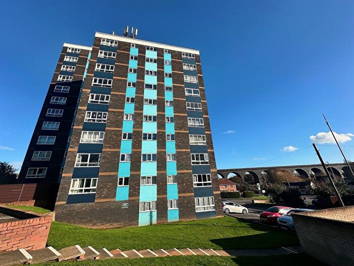 1 Bedroom Flat To Rent In St. Cecilia Close, Kidderminster, DY10