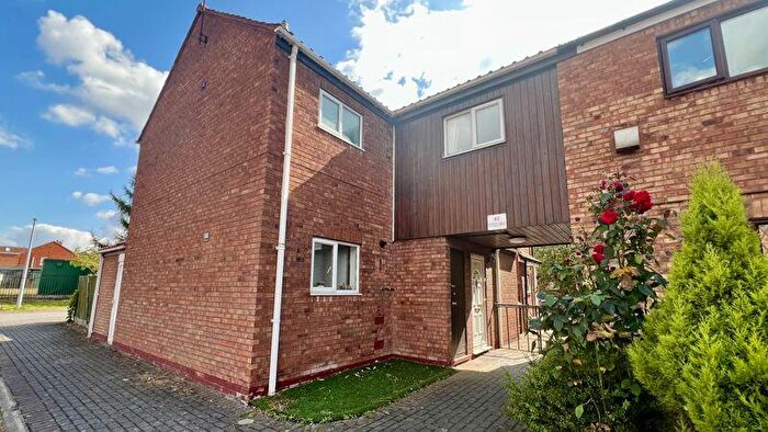 3 Bedroom Terraced House For Sale In Edgemere, Scunthorpe, DN15