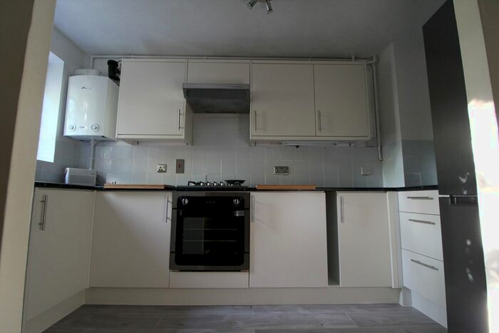 2 Bedroom End Of Terrace House To Rent In Stafford Grove, Shenley Church End, Milton Keynes, MK5