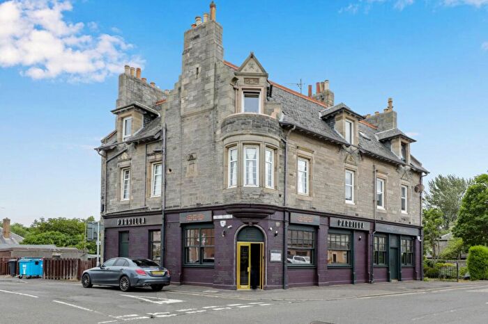 2 Bedroom Flat For Sale In A Edgefield Road, Loanhead, EH20