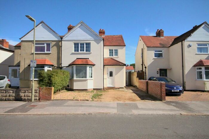 5 Bedroom Semi-Detached House To Rent In Benson Road, Headington, Headington, Oxfordshire, OX3