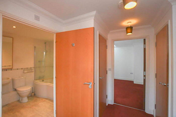 1 Bedroom Flat For Sale In George Roche Road, Canterbury, CT1