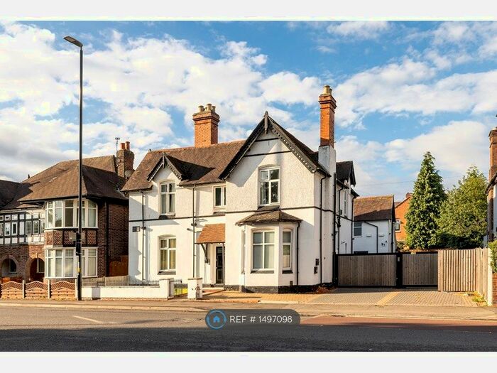 3 Bedroom Flat To Rent In Binley Road, Coventry, CV3