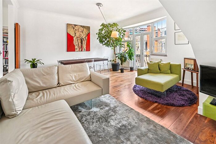 2 Bedroom Flat To Rent In Ashley Gardens, Emery Hill Street, Westminster, London, SW1P