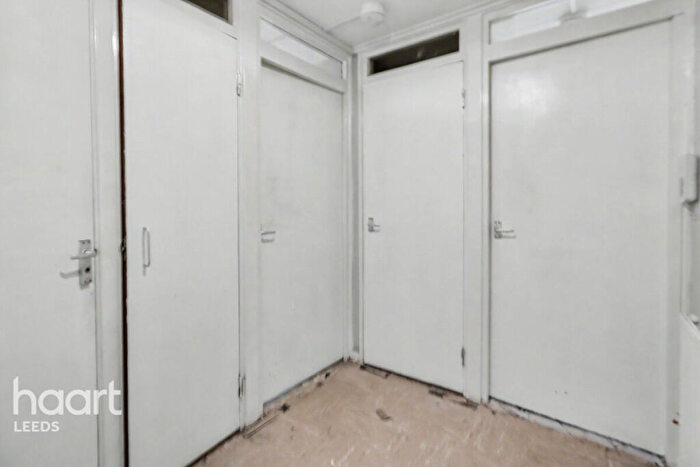 1 Bedroom Flat For Sale In Edward Street, Bingley, BD16