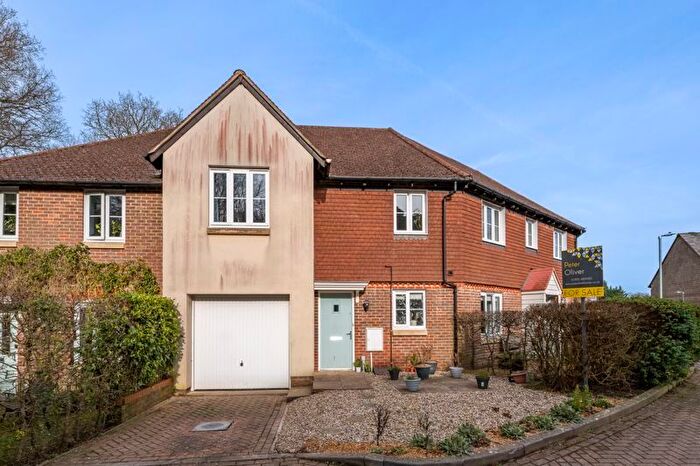 2 Bedroom Maisonette For Sale In Payne Close, Crowborough, TN6