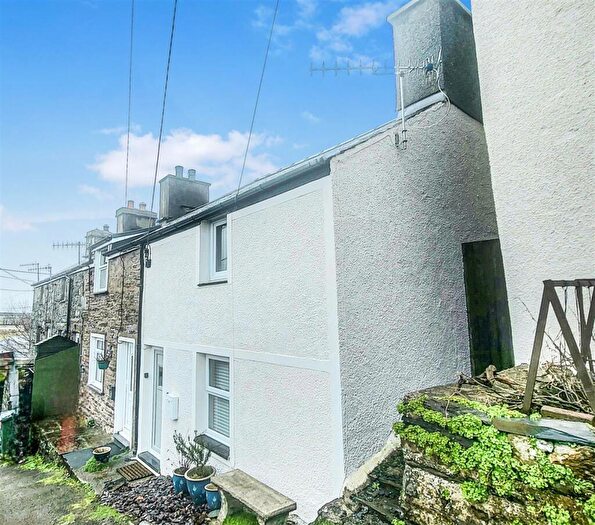 1 Bedroom House For Sale In Bryn Street, Talsarnau, LL47