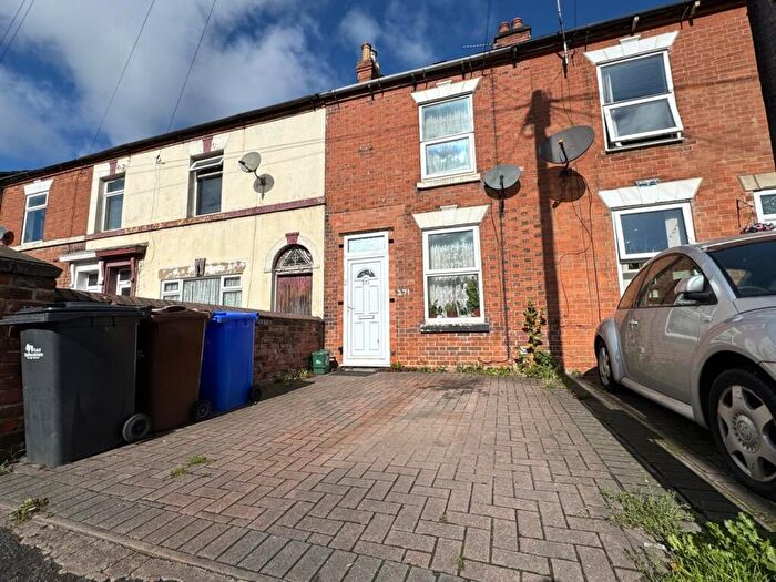 3 Bedroom Terraced House For Sale In Branston Road, Burton-on-Trent, DE14