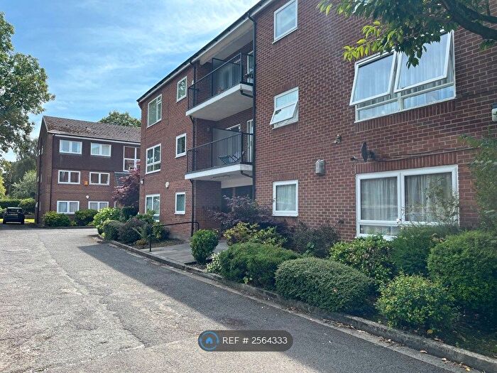 1 Bedroom Flat To Rent In Mosslea Park, Liverpool, L18