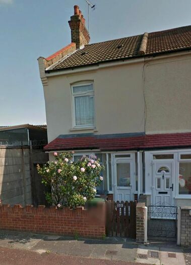 2 Bedroom End Of Terrace House To Rent In Victoria Road, Barking, IG11