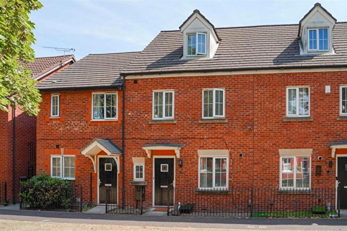 4 Bedroom Terraced House For Sale In Kendal Road, Stretford, M32