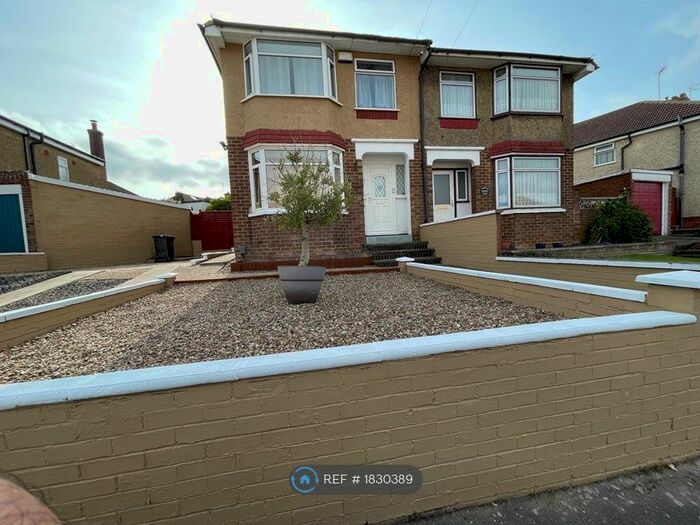3 Bedroom Semi-Detached House To Rent In Westmorland Avenue, Luton, LU3