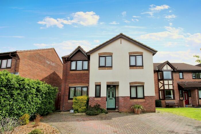 4 Bedroom Detached House For Sale In The Meadows, Marshfield, Cardiff, CF3