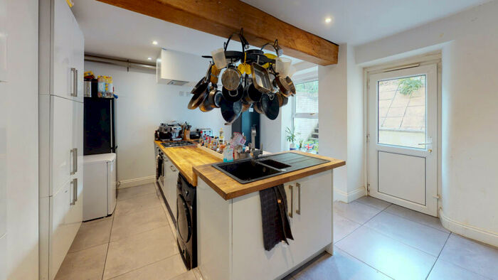 10 Bedroom House To Rent In City Road, Bristol, BS2