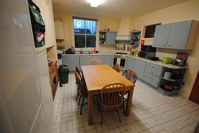 7 Bedroom House To Rent In St Michaels Road, Leeds, LS6