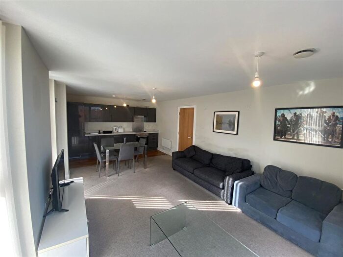 2 Bedroom Flat For Sale In Bridgewater Gate, Woden Street, Salford, M5