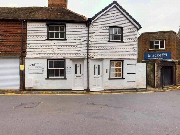 1 Bedroom End Of Terrace House To Rent In Castle Street, Tonbridge, TN9