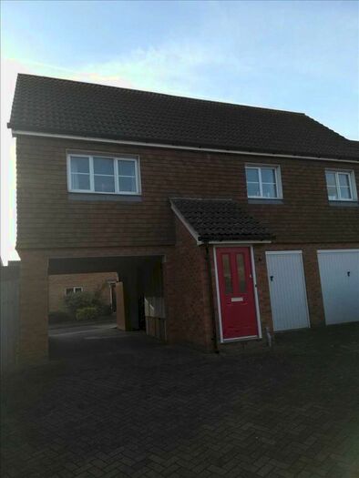 2 Bedroom Flat To Rent In Reams Way, Kemsley, Sittingbourne ME10