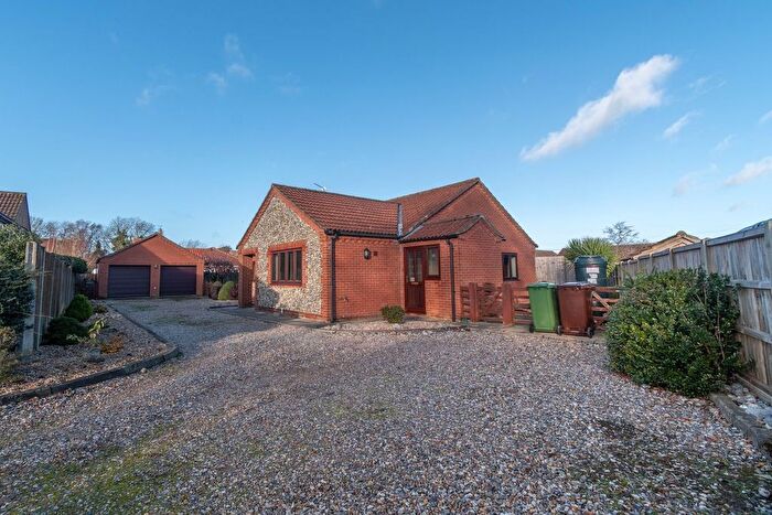 3 Bedroom Bungalow For Sale In Granary Close, Briston, NR24