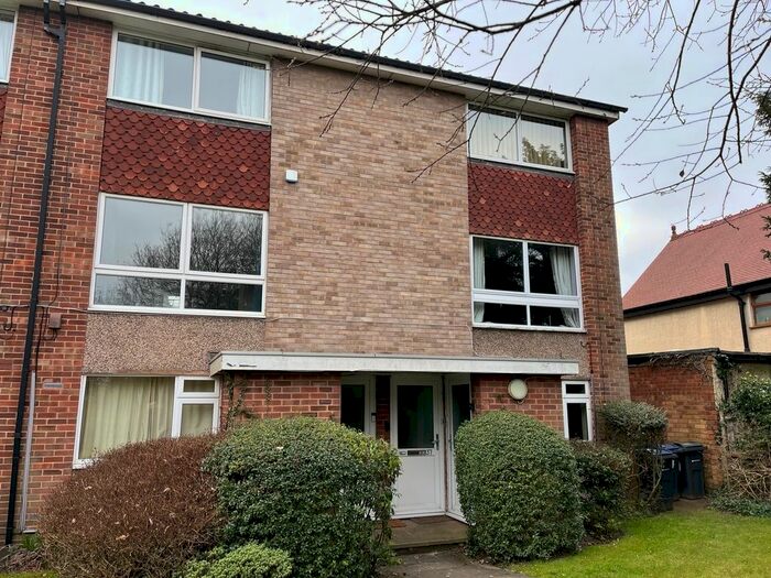 2 Bedroom Maisonette To Rent In Hart Drive, Boldmere, Sutton Coldfield, B73