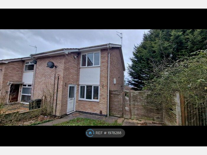 2 Bedroom Semi-Detached House To Rent In Melrose Close, Kettering, NN15