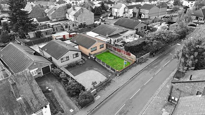 2 Bedroom Bungalow For Sale In Walsall Road, Wednesbury, WS10