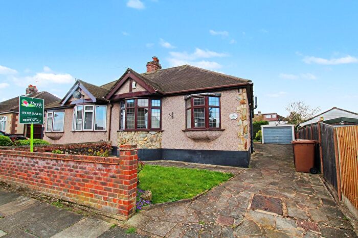 3 Bedroom Semi Detached Bungalow For Sale In Marcus Road, Dartford, DA1