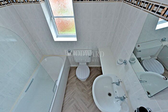 3 Bedroom End Of Terrace House For Sale In James Street, Leabrooks, Alfreton, DE55