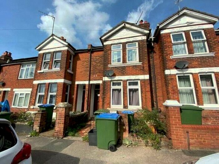 1 Bedroom Terraced House To Rent In Malmesbury Road, Southampton, Hampshire, SO15