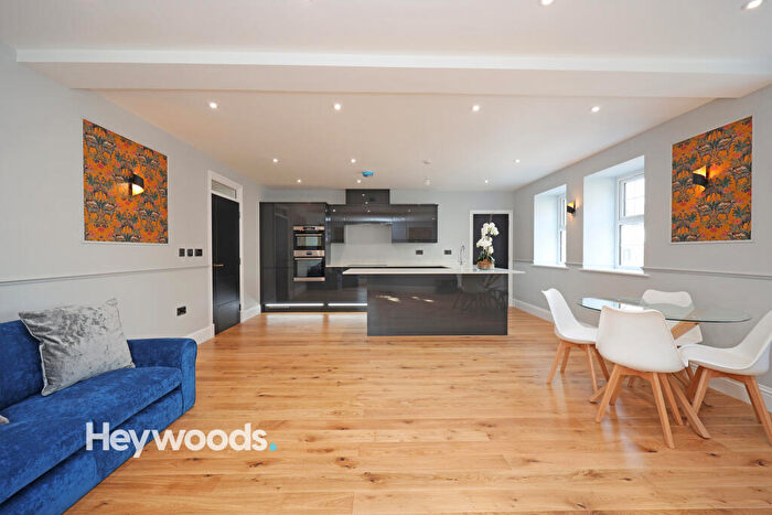 2 Bedroom Apartment For Sale In Apartment, Seabridge Hall, Seabridge Lane, Newcastle-under-Lyme, Staffordshire, ST5