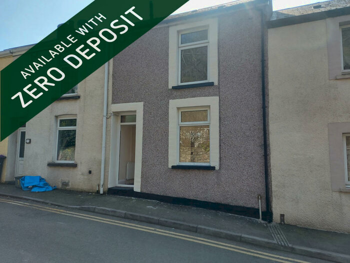 2 Bedroom House To Rent In Lower Leigh Road, Pontnewynydd, Pontypool, NP4