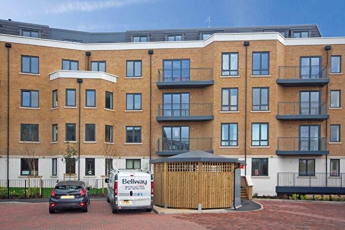 2 Bedroom Property To Rent In Dock Meadow Reach, London, W7