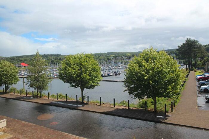 2 Bedroom Flat For Sale In Cromarty Grove, Inverkip, PA16