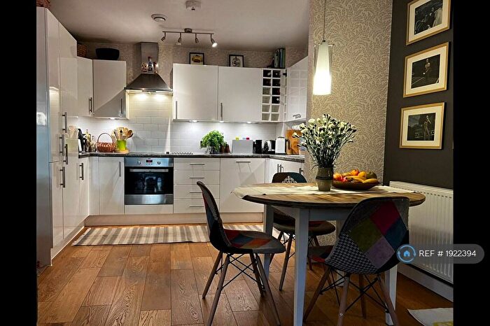 1 Bedroom Flat To Rent In Oleander House, London, SE15