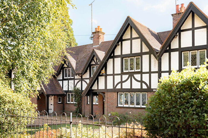 3 Bedroom Terraced House For Sale In New Villas, Tring Station, Tring, Hertfordshire, HP23