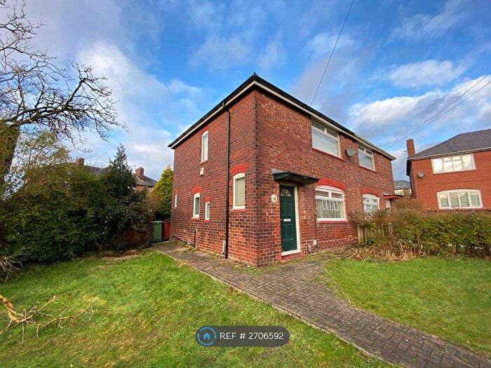 3 Bedroom Semi-Detached House To Rent In Kirkstone Road, Manchester, M40