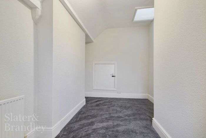 2 Bedroom Flat To Rent In Mansfield Road, Sherwood, Nottingham, NG5