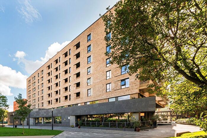 1 Bedroom Flat For Sale In Bollo Bridge Road, Acton, W3