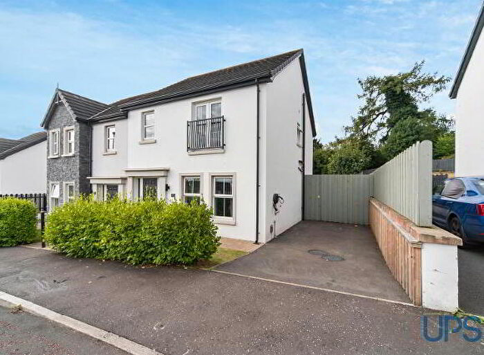 3 Bedroom Semi-Detached House For Sale In Huntingdon Hill, Lisburn, BT28