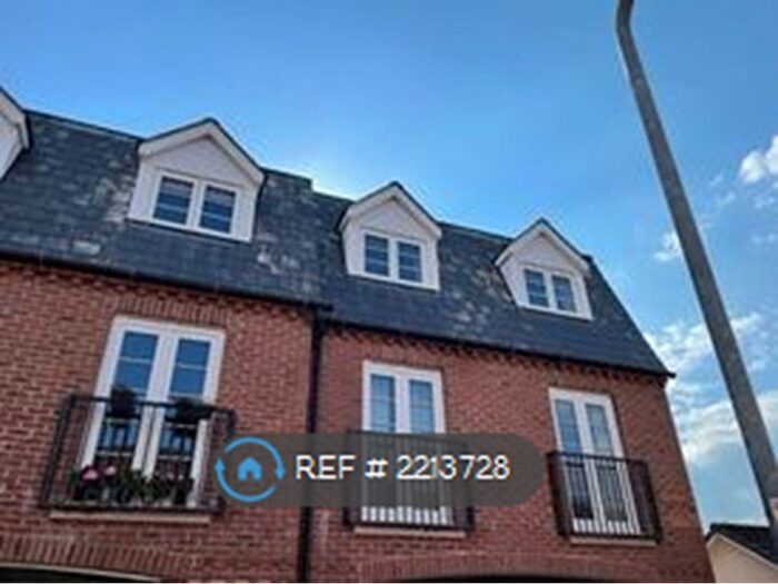1 Bedroom Flat To Rent In Teme Court, Ludlow, SY8