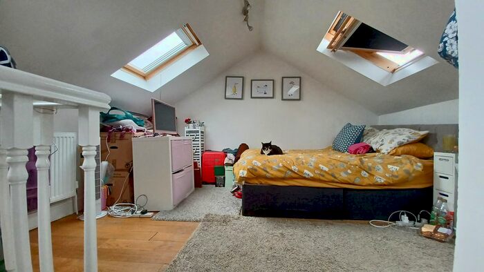 2 Bedroom Flat To Rent In Melville Road, Walthamstow E17