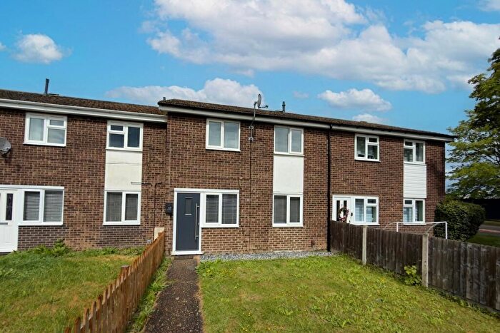 3 Bedroom Terraced House For Sale In Brampton Gardens, Eynesbury, PE19