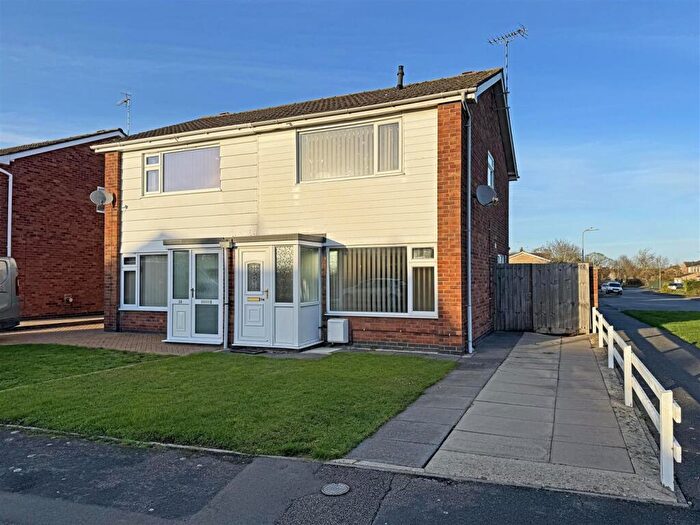 3 Bedroom Semi Detached House To Rent In Caithness Road, Stamford, PE9