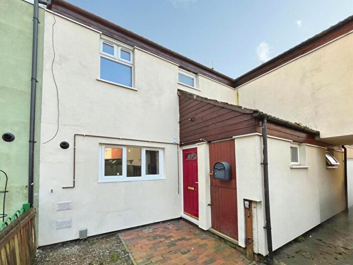 3 Bedroom Terraced House For Sale In Crabtree, Peterborough, PE4