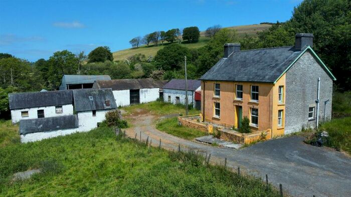 4 Bedroom Smallholding For Sale In Llanwnnen, Lampeter, SA48