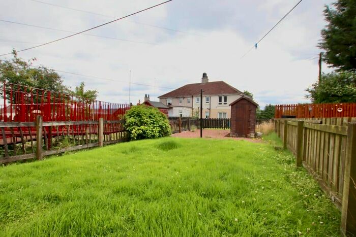 2 Bedroom Flat For Sale In Colliertree Road, Clarkston, Airdrie, ML6