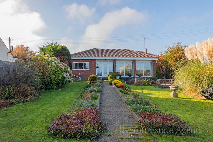 3 Bedroom Detached Bungalow For Sale In The Esplanade, Scratby, NR29